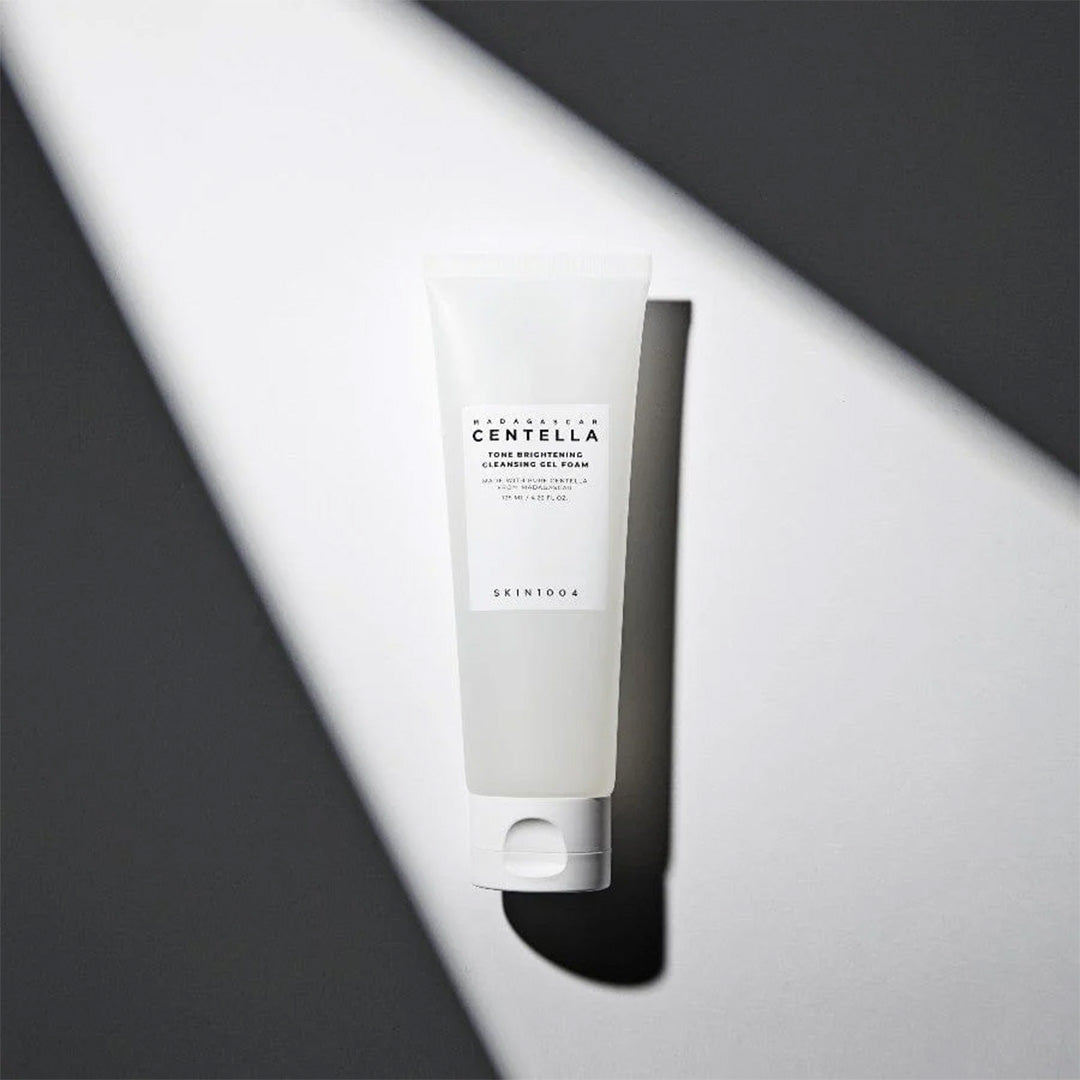 SKIN1004 Madagascar Centella Tone Brightening Cleansing Gel Foam 125 mL Skin1004
