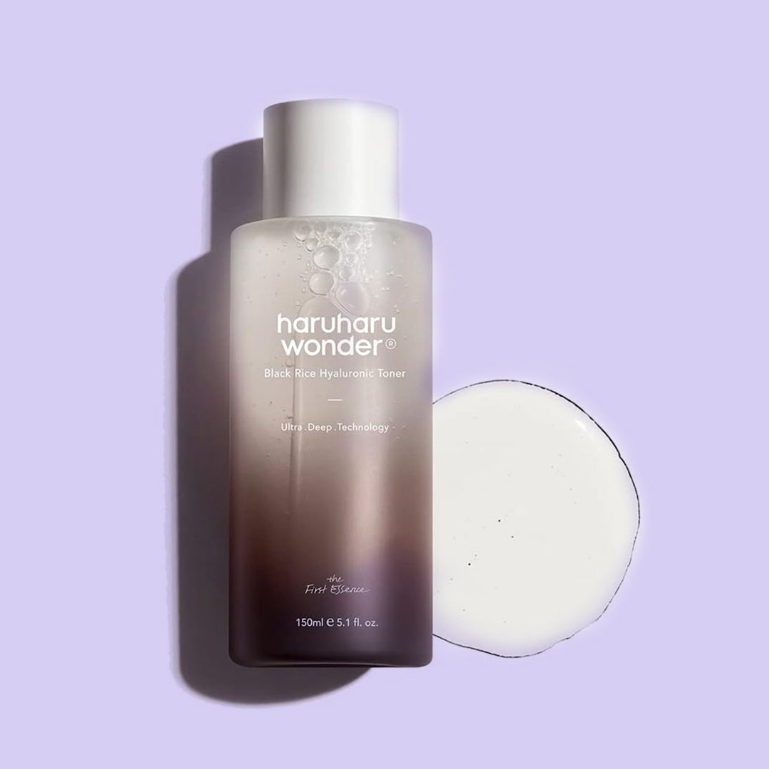 haruharu wonder Black Rice Hyaluronic Toner bottle