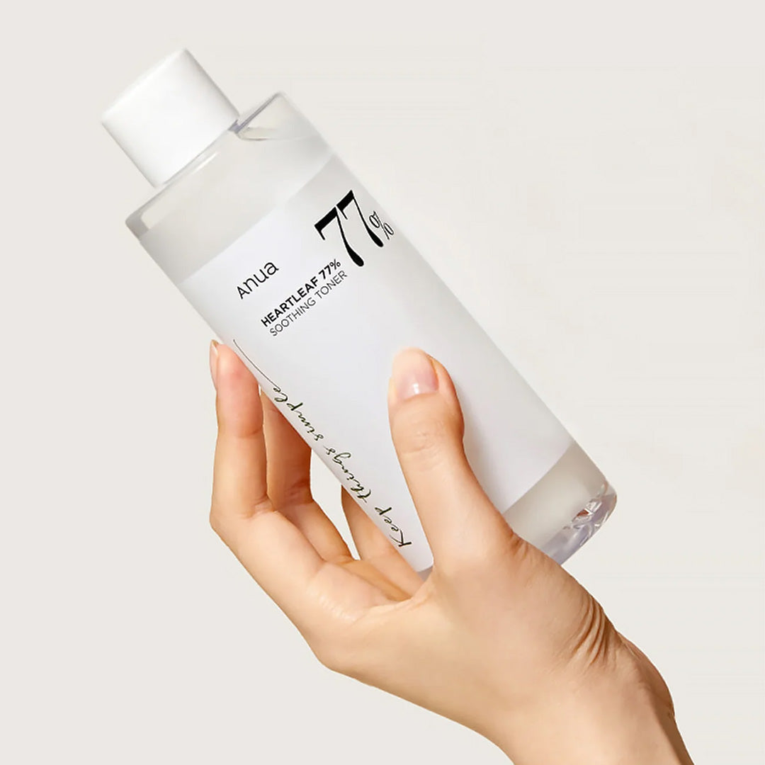 Anua Heartleaf 77% Soothing Facial Toner For Redness & Acne- Prone Skin Type 250 mL Bottle In Hand