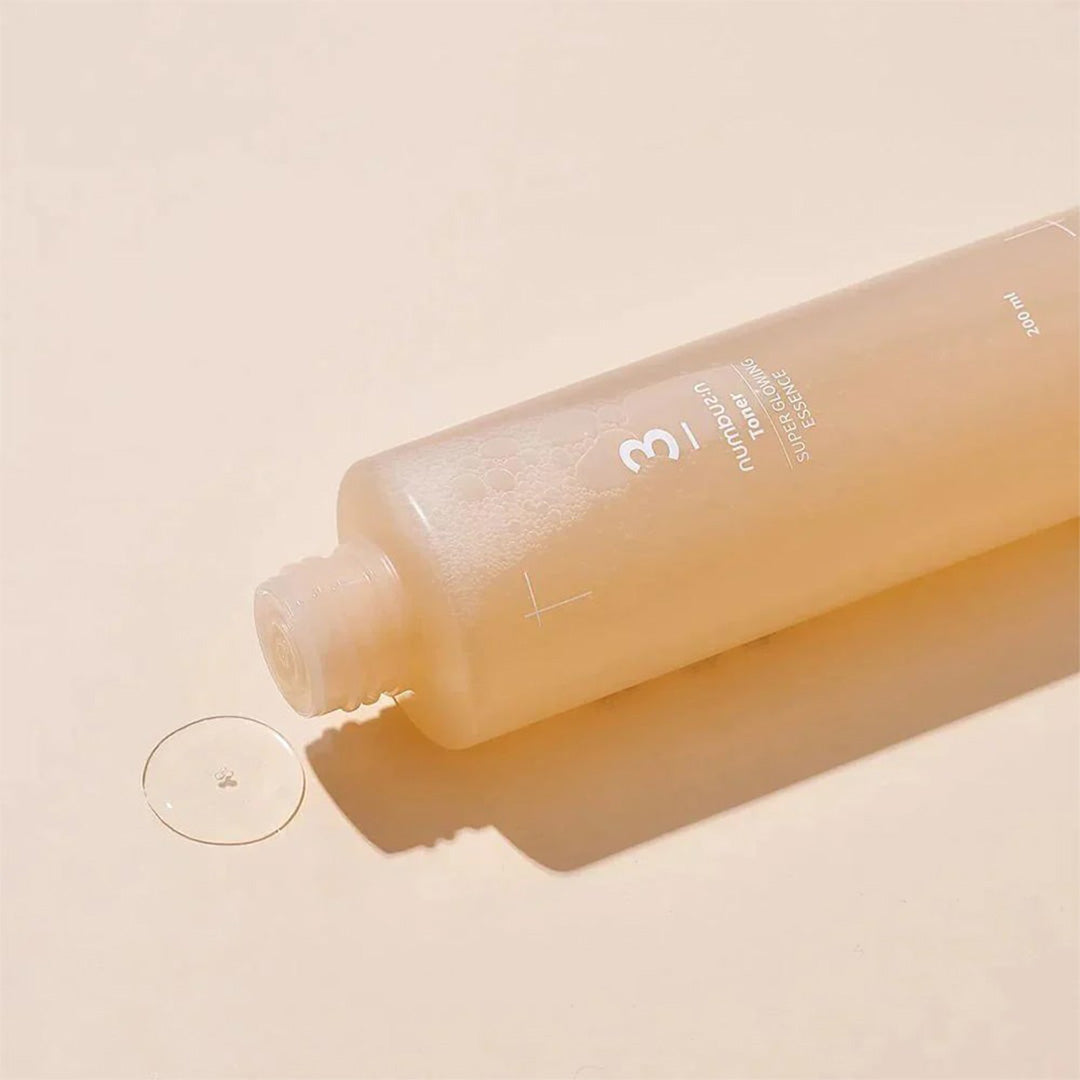 numbuzin No.3 Toner Super Glowing Essence Toner 200 mL numbuzin