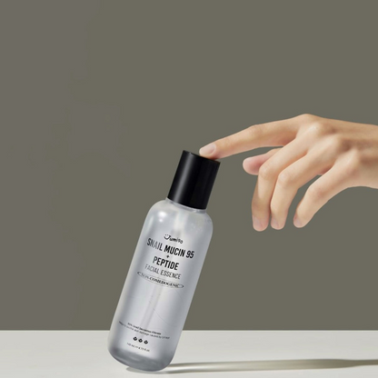 JUMISO Snail Mucin 95 + Peptide Facial Essence 140 mL JUMISO