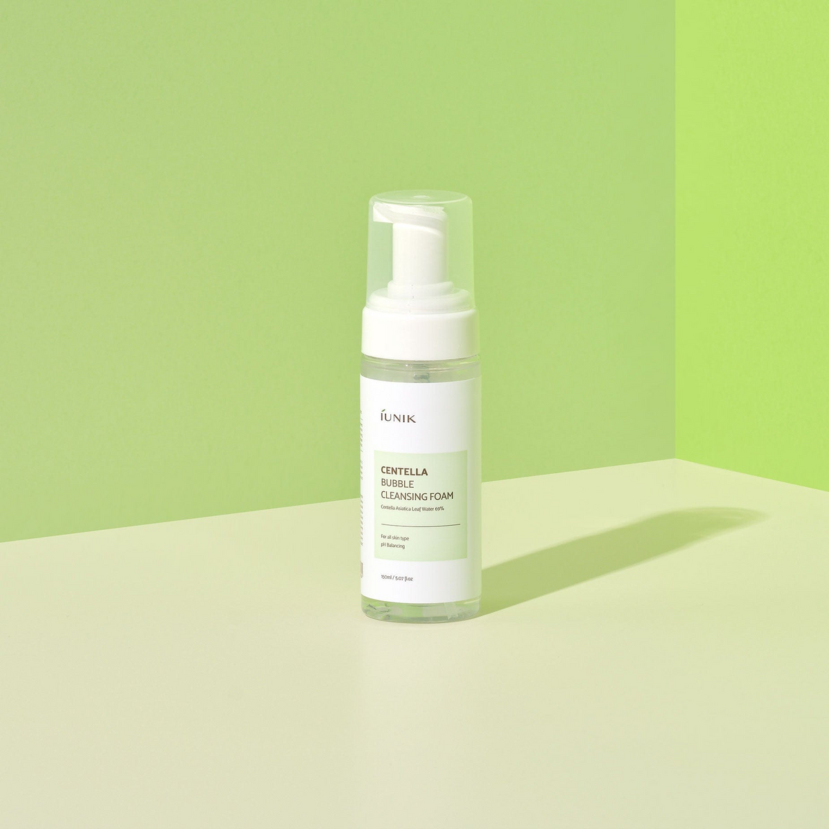iUNIK Centella Bubble Cleansing Foam 150 mL iUNIK